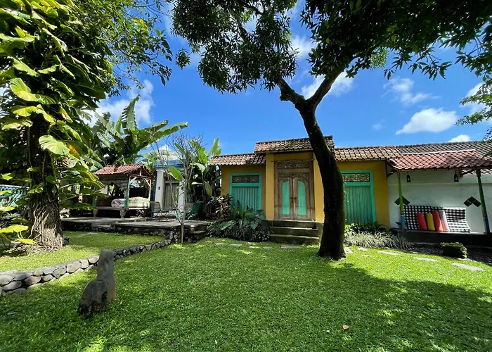 Bed & Breakfast Oemah Gebagan 78 Pertiwi